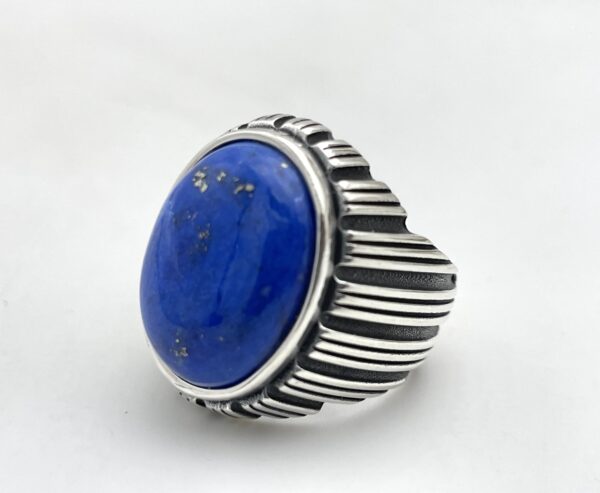 Natural lapis lazuli stone ring